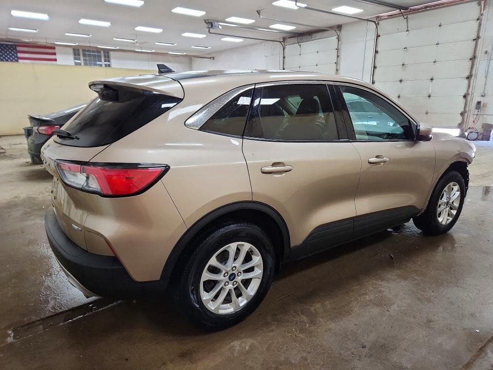 2020 FORD ESCAPE SE SE 3