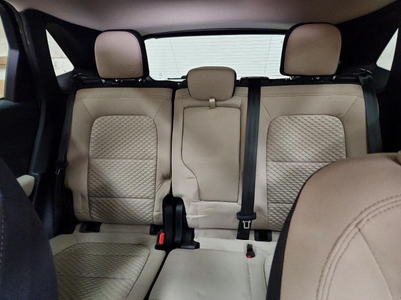 2020 FORD ESCAPE SE SE 10