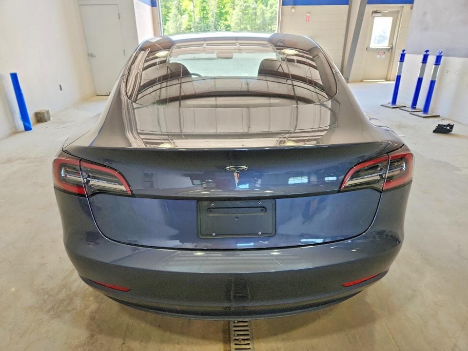 2023 TESLA MODEL 3 6