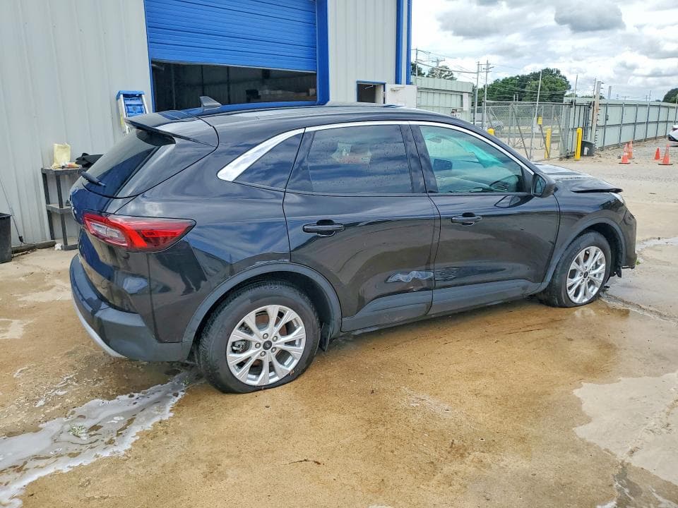 2024 FORD ESCAPE ACTIVE 3
