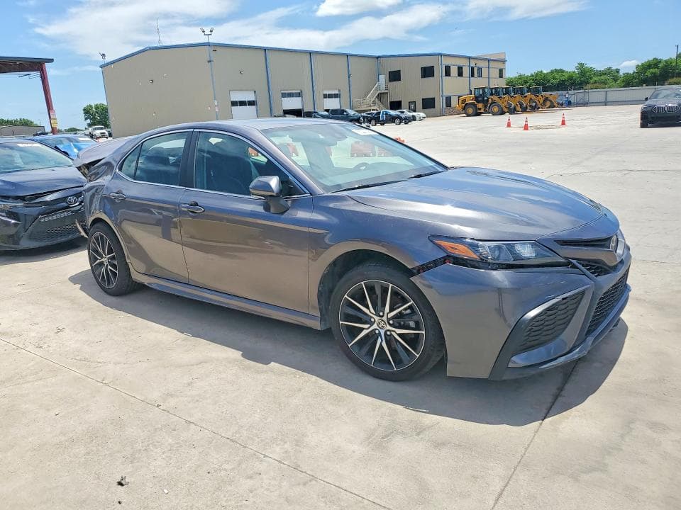 2023 TOYOTA CAMRY SE SE 4