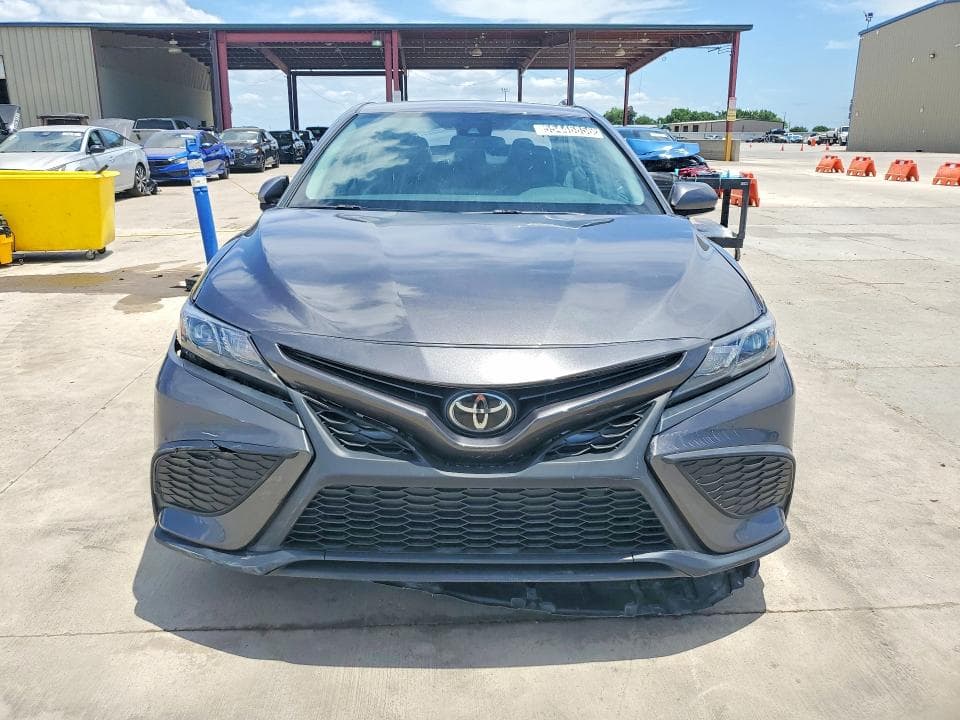2023 TOYOTA CAMRY SE SE 5