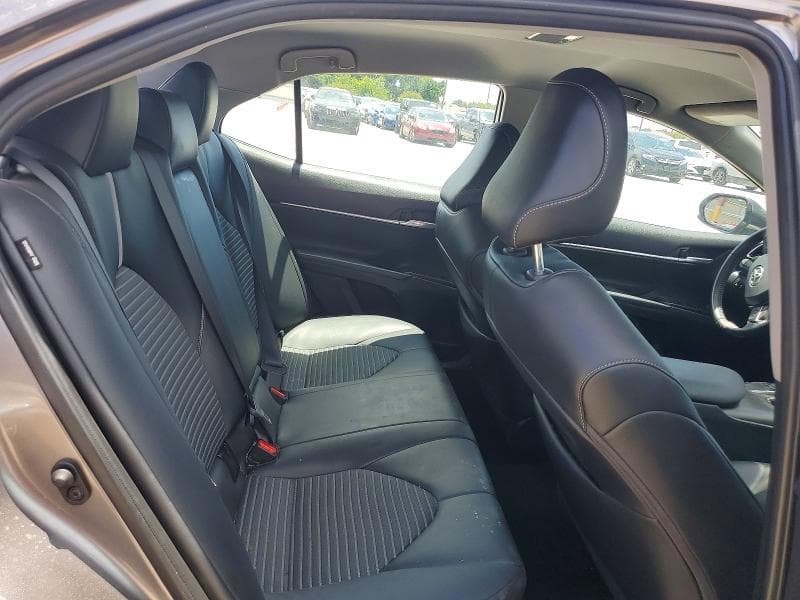 2023 TOYOTA CAMRY SE SE 10