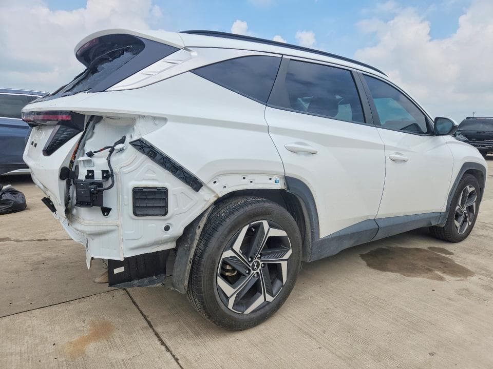 2024 HYUNDAI TUCSON SEL 3