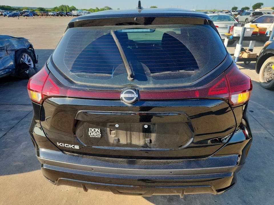 2023 NISSAN KICKS S 6