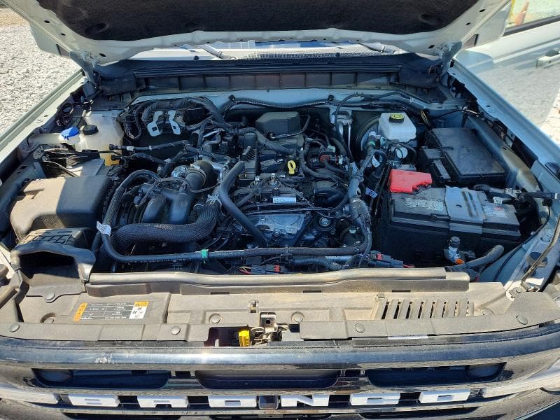 2024 FORD BRONCO OUTER BANKS 11