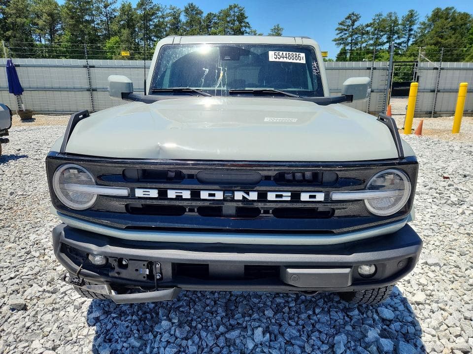 2024 FORD BRONCO OUTER BANKS 5