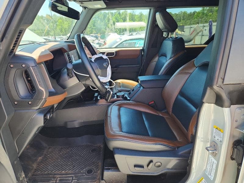 2024 FORD BRONCO OUTER BANKS 7