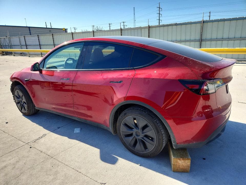 2024 TESLA MODEL Y 2