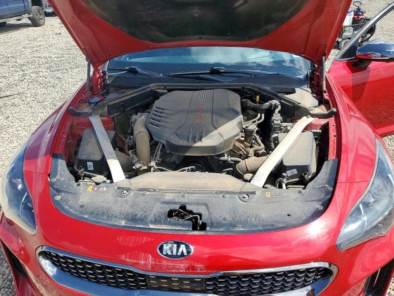 2019 KIA STINGER GT2 11