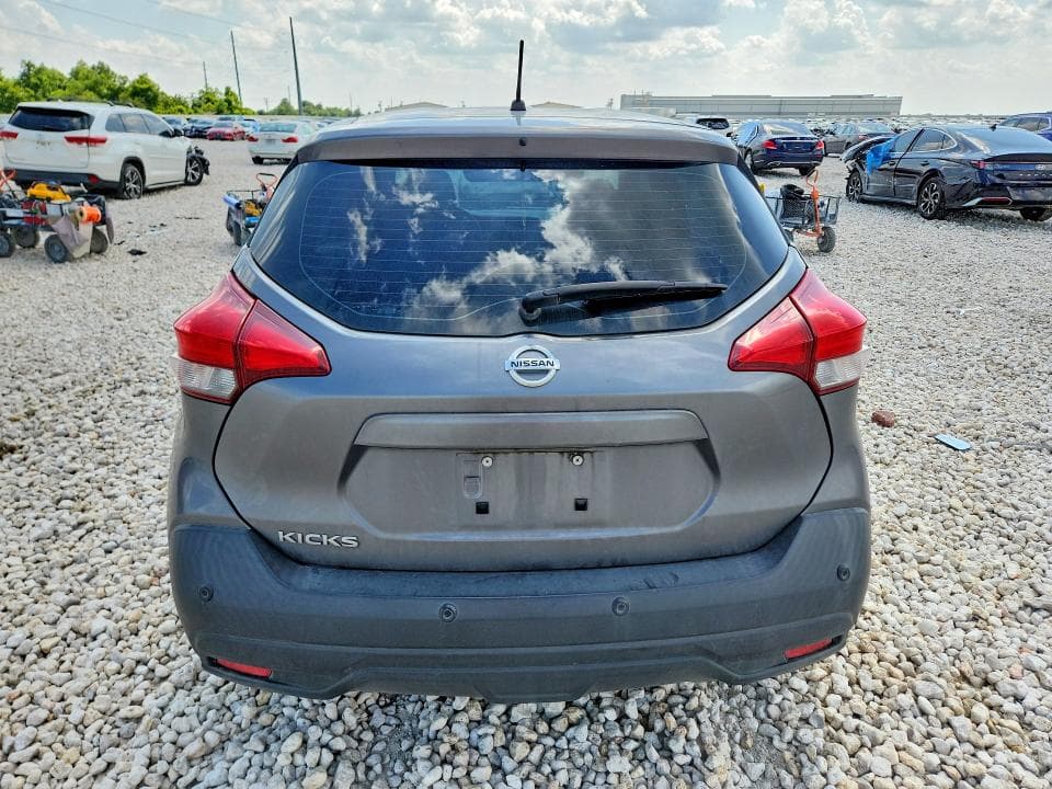 2020 NISSAN KICKS S S 6