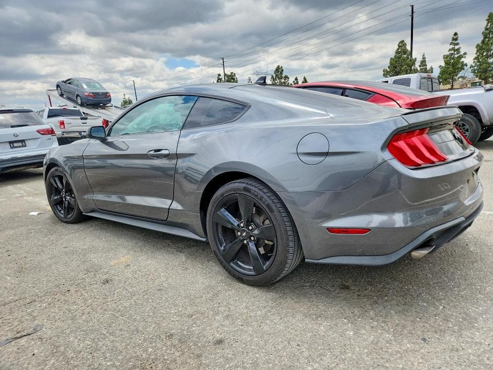 2022 FORD MUSTANG 2
