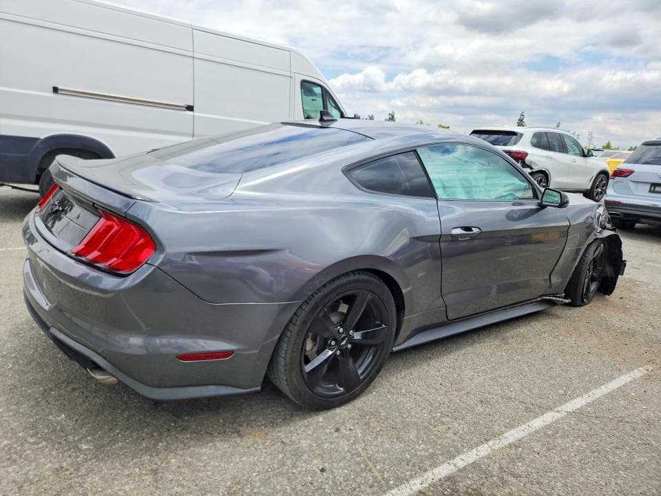 2022 FORD MUSTANG 3