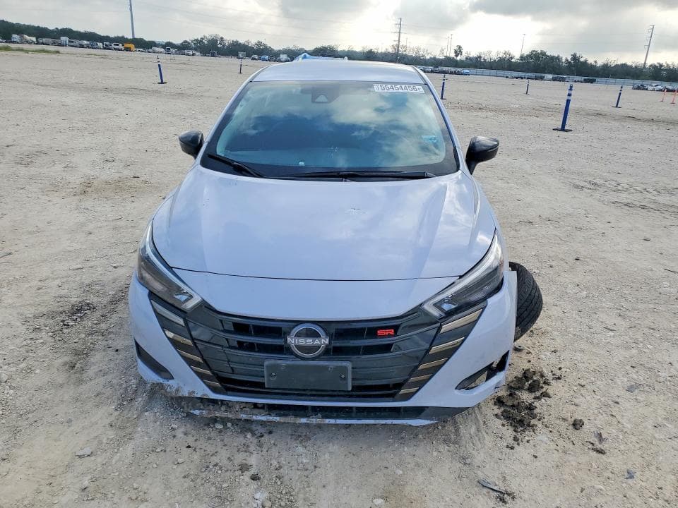 2024 NISSAN VERSA SR 5