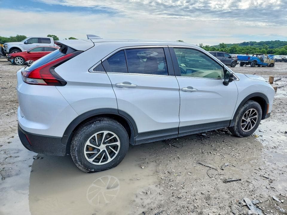 2022 MITSUBISHI ECLIPSE CROSS ES ES 3
