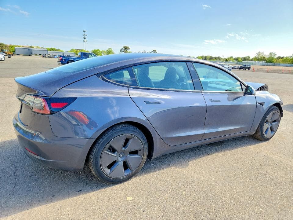 2023 TESLA MODEL 3 3
