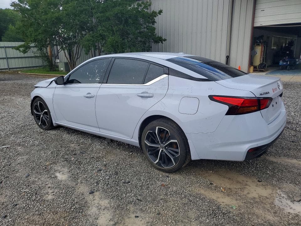 2024 NISSAN ALTIMA SR 2