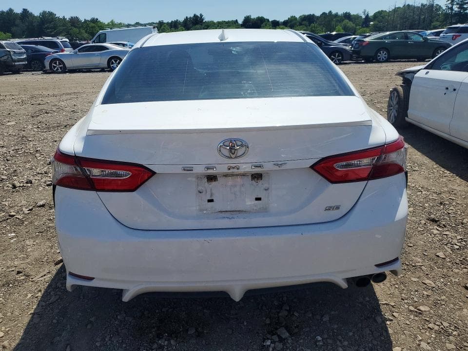 2019 TOYOTA CAMRY SE SE 6