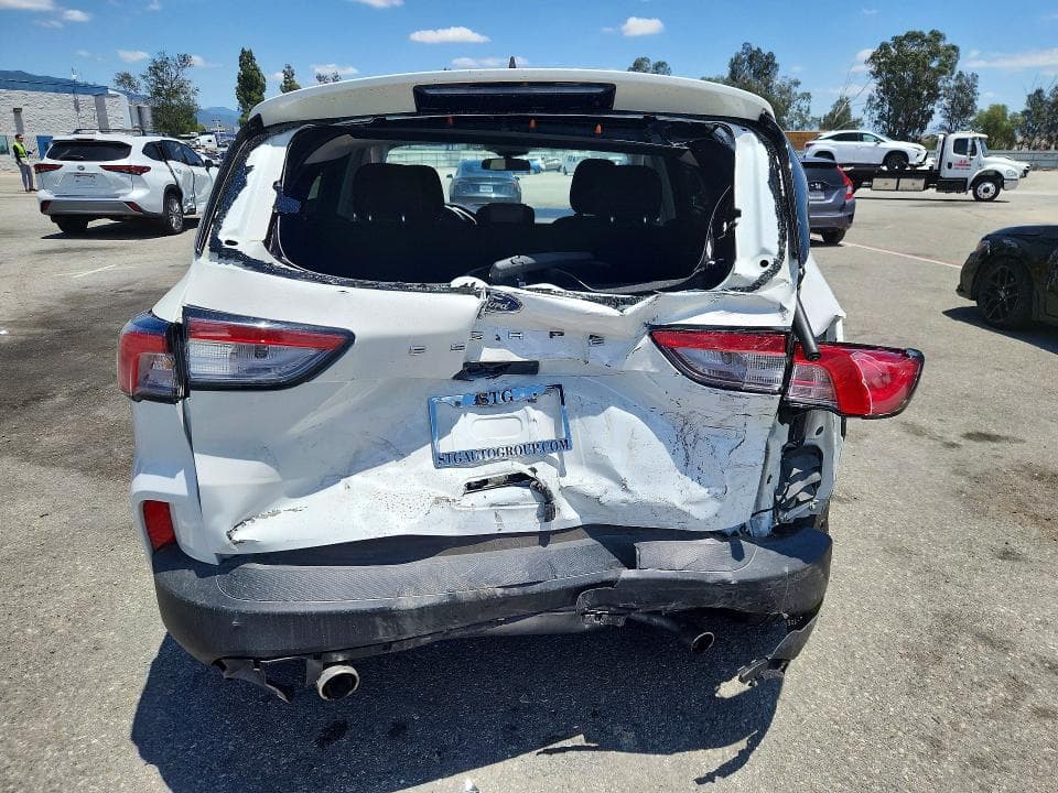 2021 FORD ESCAPE SE 6