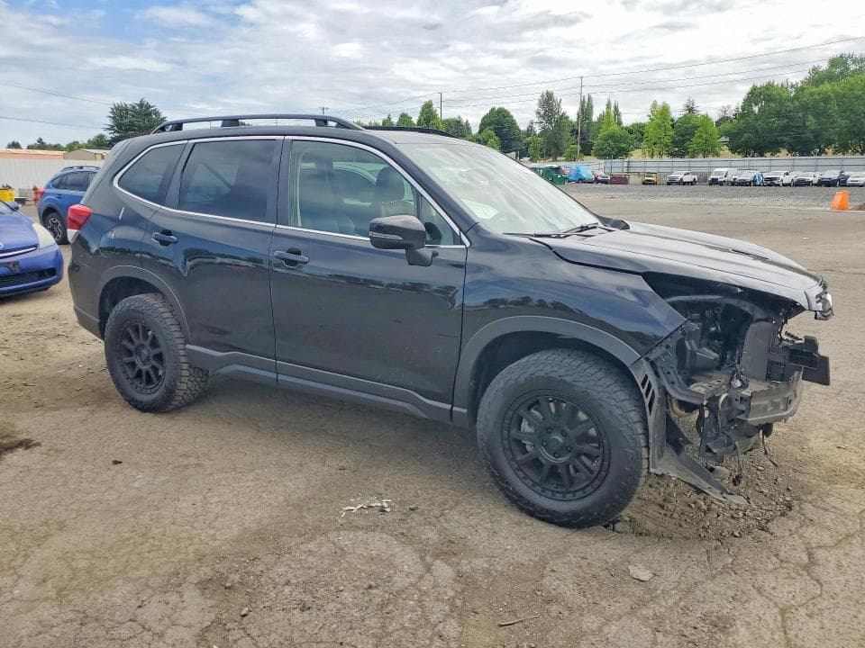 2022 SUBARU FORESTER LIMITED LIMITED 4