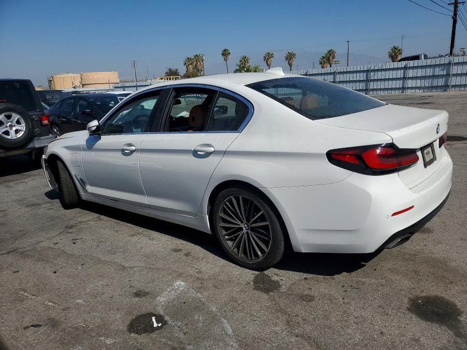 2021 BMW 530E 3