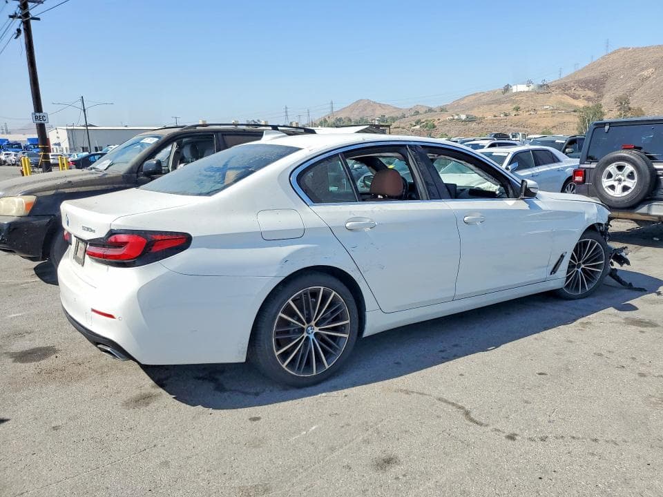 2021 BMW 530E 4