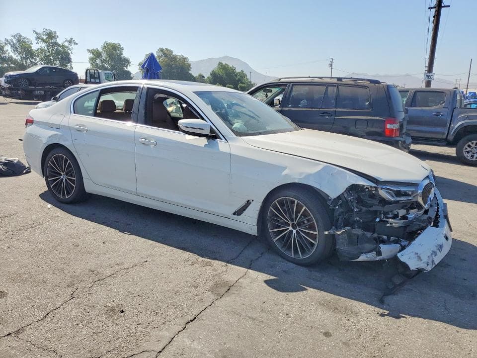 2021 BMW 530E 5