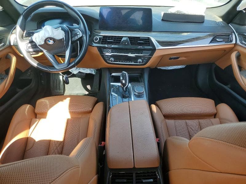 2021 BMW 530E 9