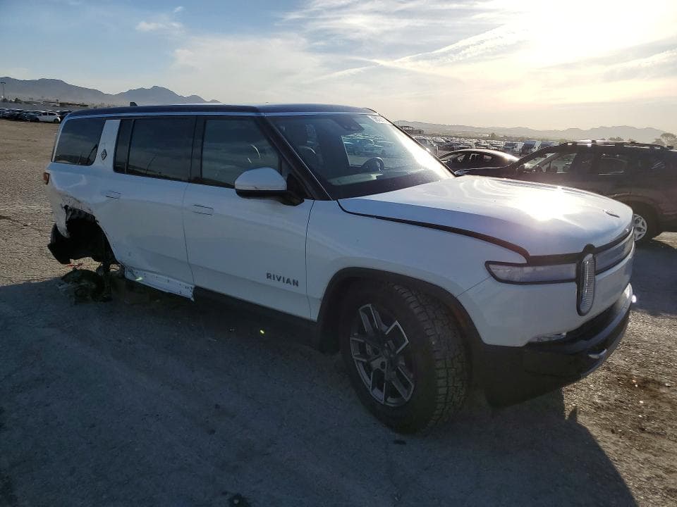 2024 RIVIAN R1S ADVENTURE 4