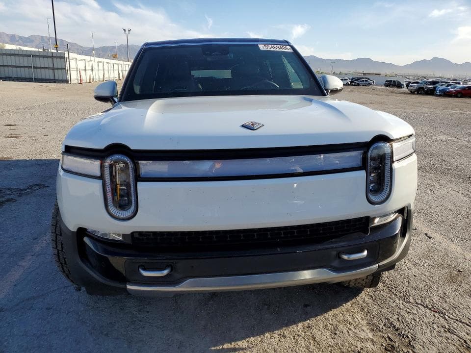2024 RIVIAN R1S ADVENTURE 5