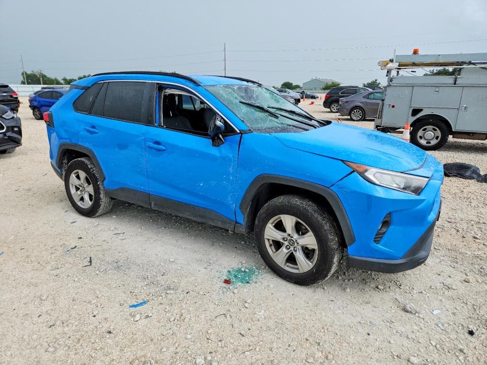 2021 TOYOTA RAV4 XLE XLE 4