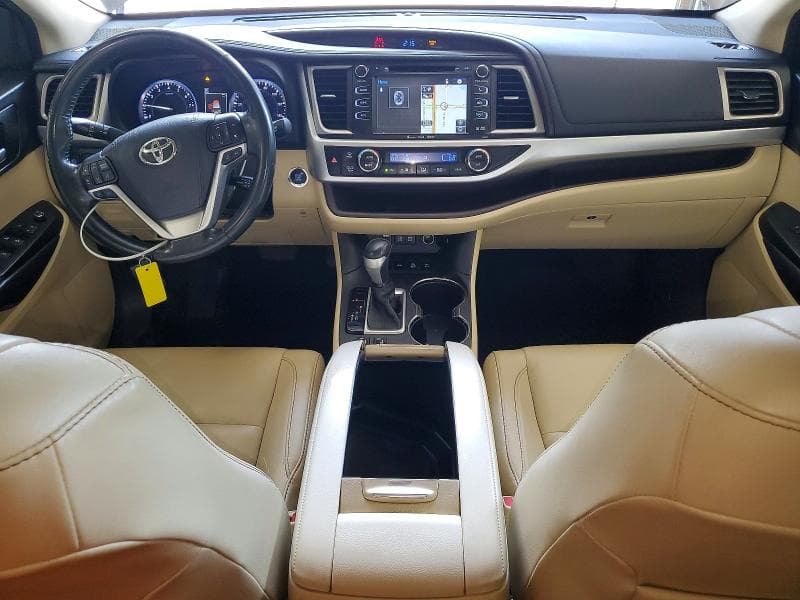 2017 TOYOTA HIGHLANDER XLE XLE 8