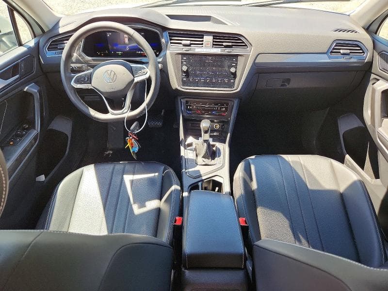 2023 VOLKSWAGEN TIGUAN SE 8