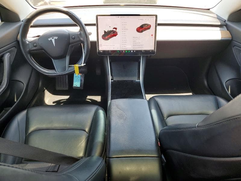 2018 TESLA MODEL 3 8