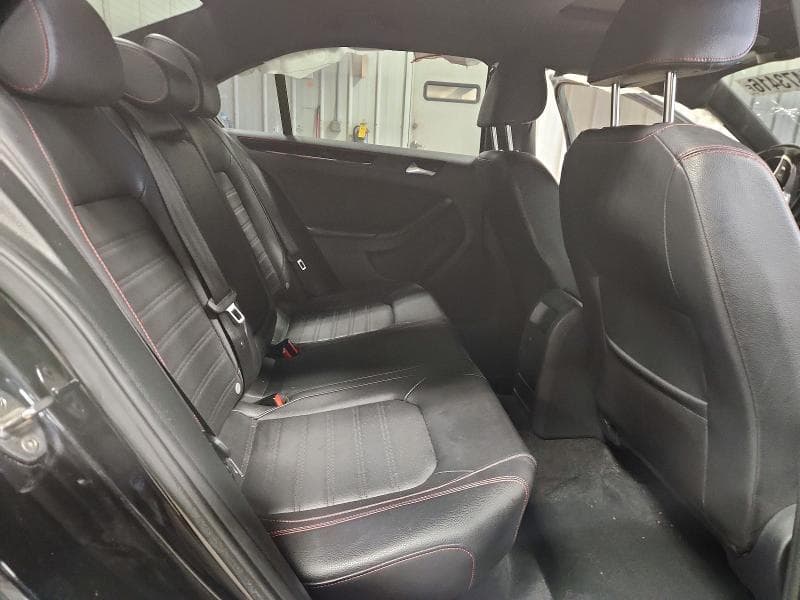 2017 VOLKSWAGEN JETTA GLI 10