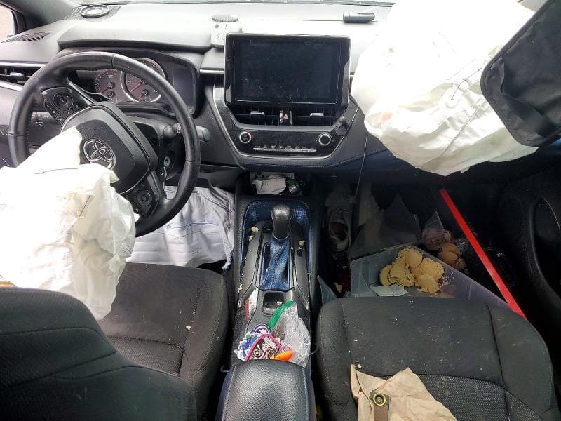 2021 TOYOTA COROLLA SE 8