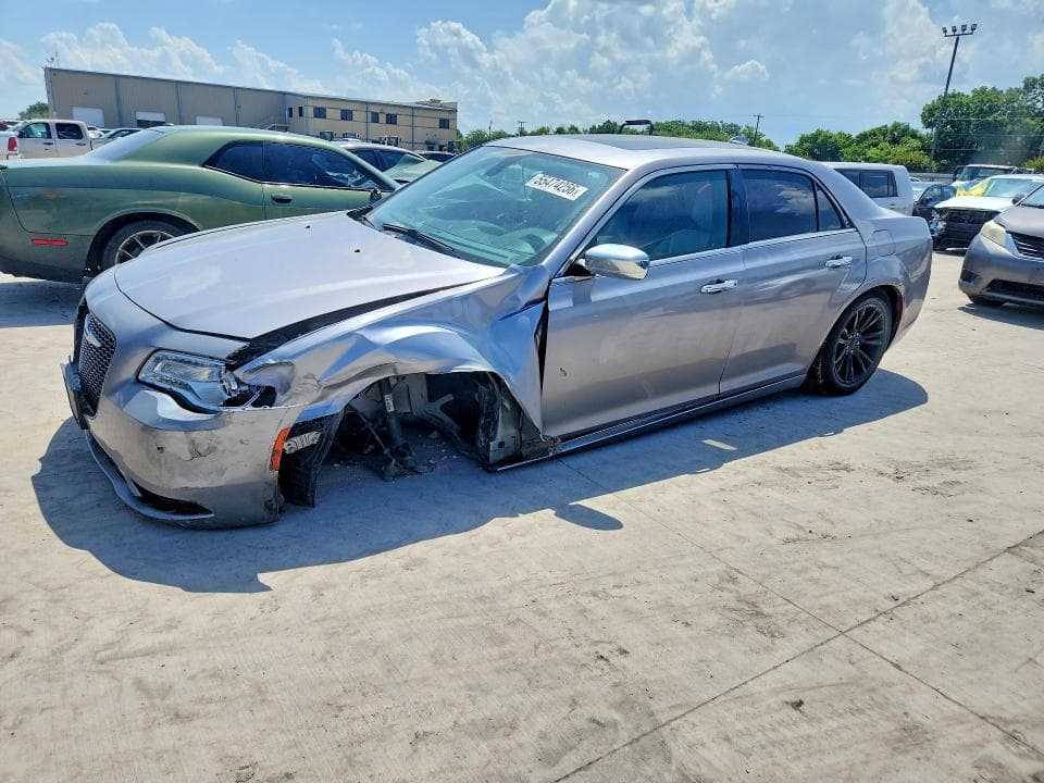 2016 CHRYSLER 300C