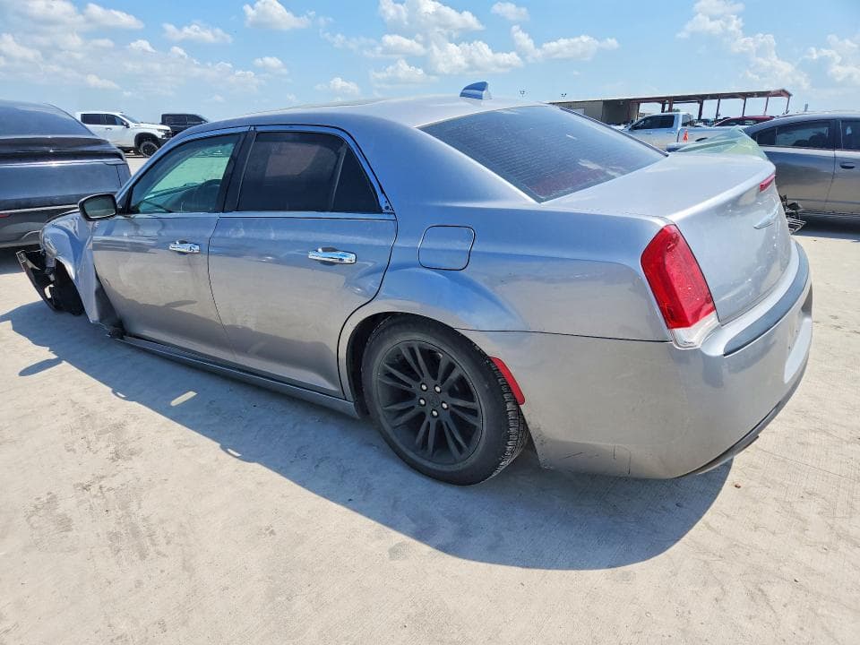 2016 CHRYSLER 300C 2