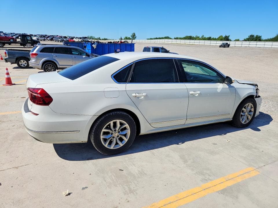 2017 VOLKSWAGEN PASSAT S 3