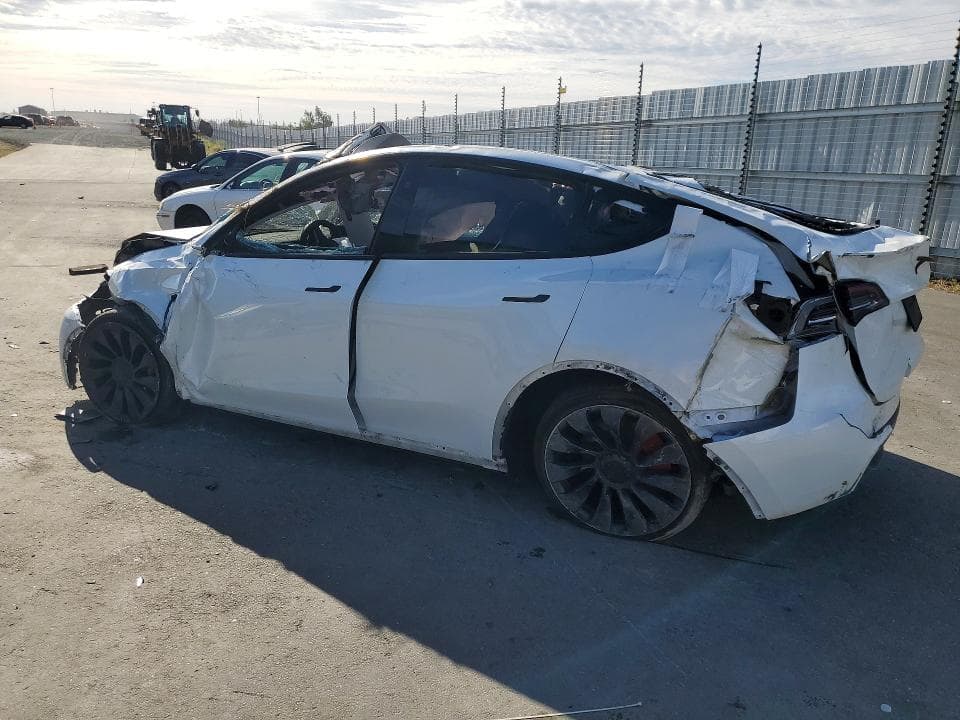 2023 TESLA MODEL Y 2