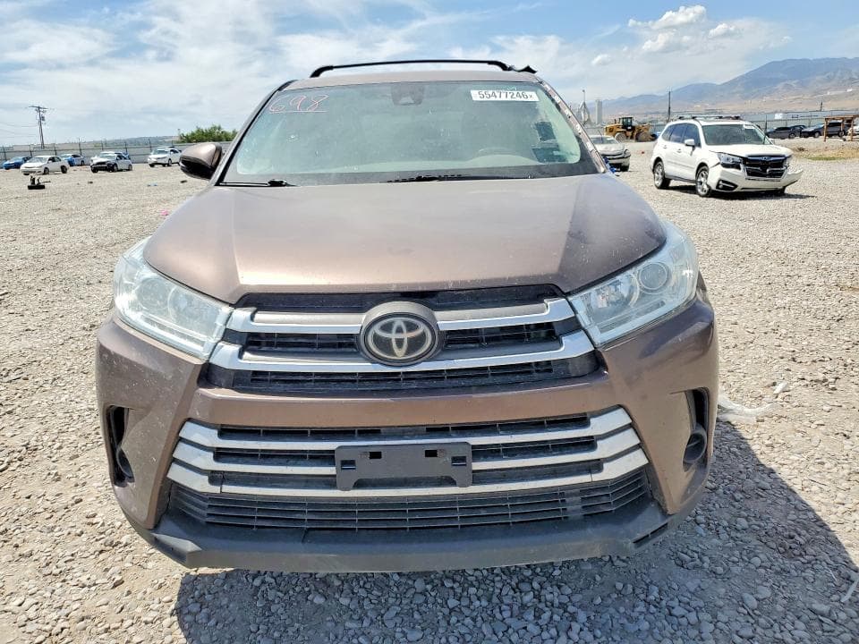 2019 TOYOTA HIGHLANDER LE LE 5