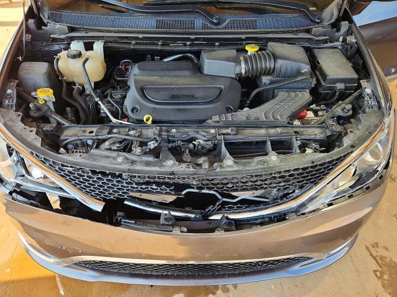 2020 CHRYSLER PACIFICA TOURING L 12