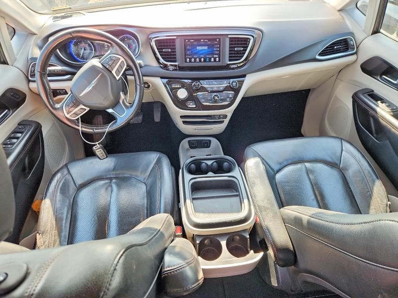 2020 CHRYSLER PACIFICA TOURING L 8