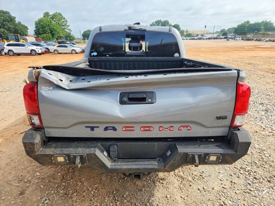 2018 TOYOTA TACOMA TRD OFF-ROAD 6