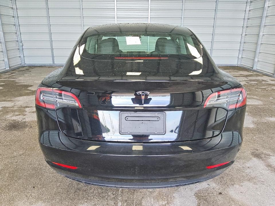 2023 TESLA MODEL 3 6