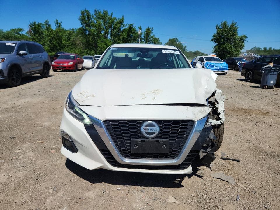 2019 NISSAN ALTIMA SV 5