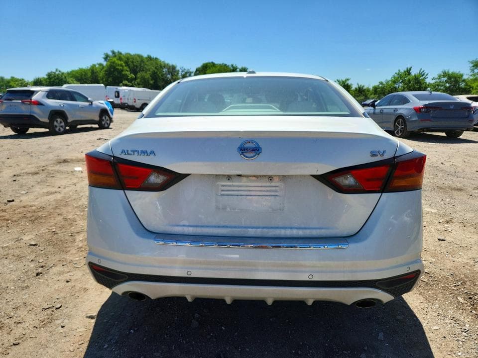 2019 NISSAN ALTIMA SV 6