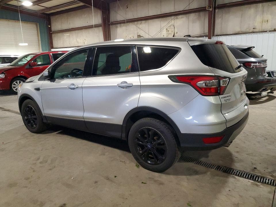 2017 FORD ESCAPE SE 2