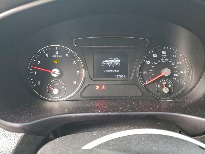 2020 KIA SORENTO S 9