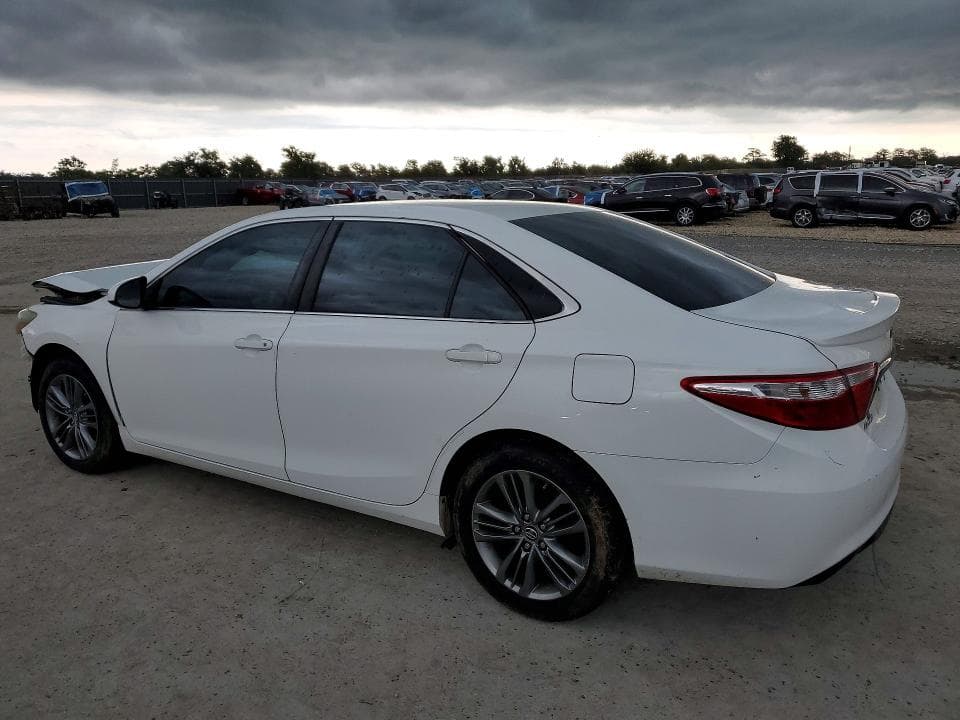 2017 TOYOTA CAMRY SE SE 2